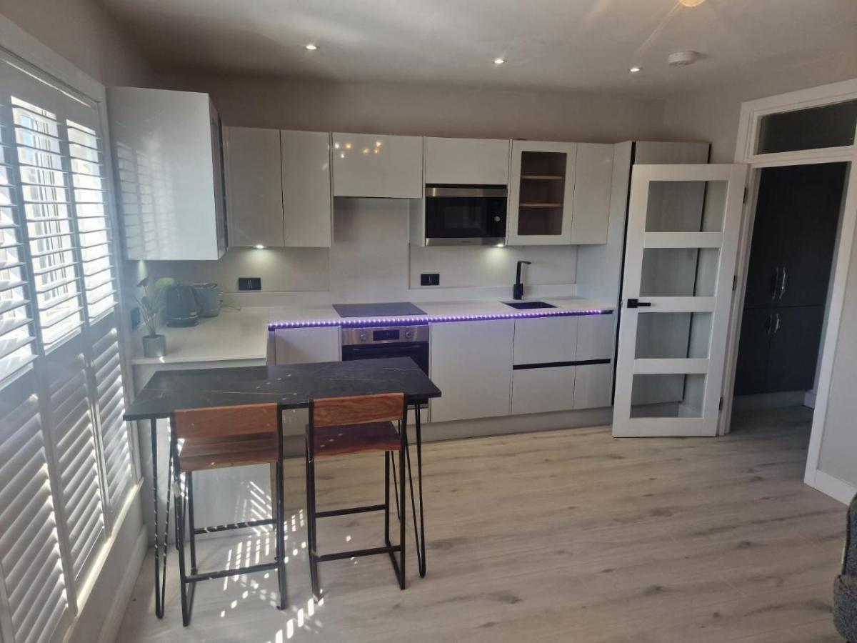 Collier'S Wood En-Suite Apartments London Exterior foto